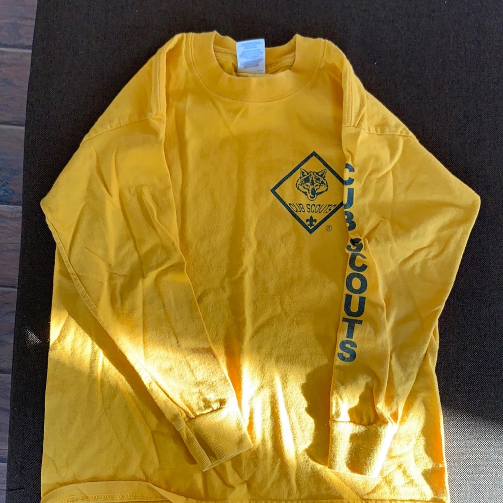 Long sleeve CubScout shirt